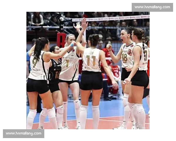 女排世联赛观众纪录刷新！土耳其 1.7 万上座创历史，中国两站憾失良机