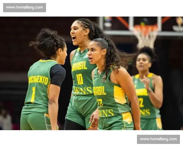 日本女篮挑战巴西女篮力拼实力差距展现国际赛事精彩对决